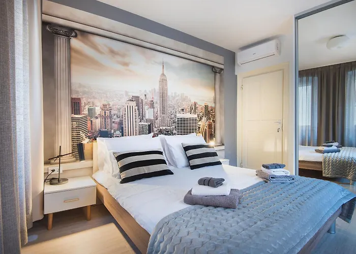 Arta Apartment City Center II - With Private Parking
